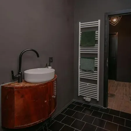 Boutique App In Centre Apartment